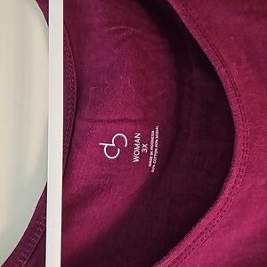 Womans plus size long sleeve top shirt. Size 3x. A deep purple color